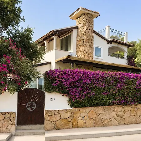 Vila 8 Beds With Private Pool Near Porto Cervo *