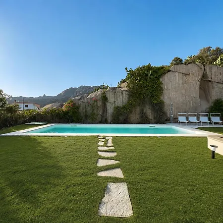 8 Beds With Private Pool Near Porto Cervo Vila Abbiadori