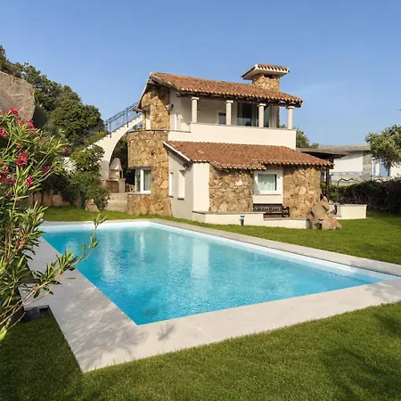 ヴィラ 8 Beds With Private Pool Near Porto Cervo *