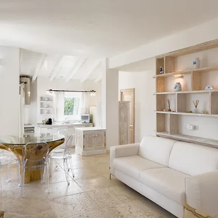 8 Beds With Private Pool Near Porto Cervo
